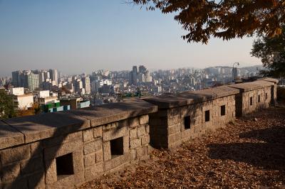 서울 한양도성과 시가지 모습