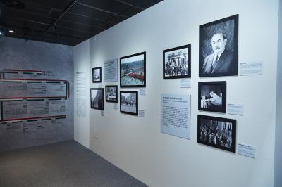 헝가리 혁명 60년 기념 특별사진전 전시장