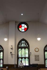 정동제일교회 벧엘예배당 창문과 스테인드글라스