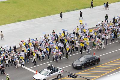 세계평화통일가정연합에 대한 일본 언론보도 항의 행진