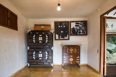 노태우 전 대통령 생가 안채 안방 내부