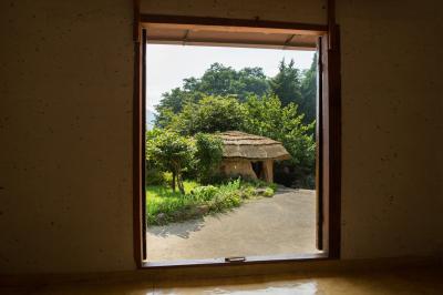 노태우 전 대통령 생가 마당과 외양간