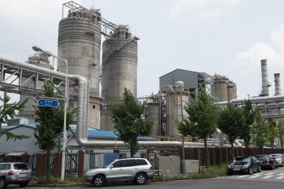 울산석유화학단지 입주 공장 시설 중경