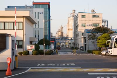 울산석유화학단지 입주 공장 시설 중경