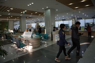 경상남도청사 종합민원실 내부 전경