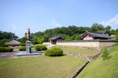 손병희 생가 권역 우측 전경