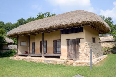 손병희 생가 본채 우측면