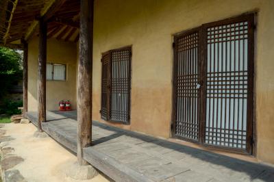 손병희 생가 본채 안방 우측면