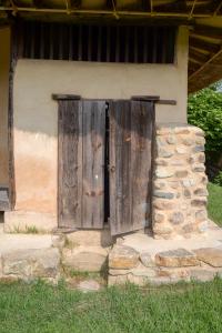 손병희 생가 부엌문