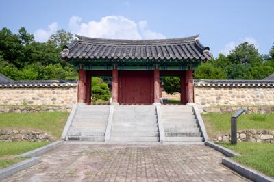 손병희 사당 외삼문