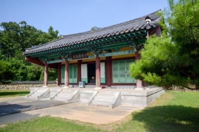 손병희 사당 우측면