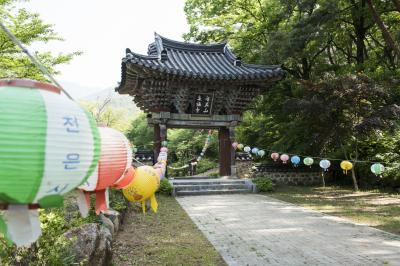 지리산 천은사 일주문