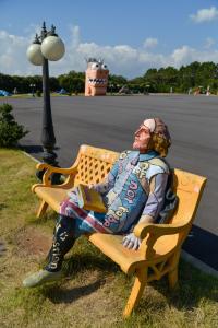 중문관광단지 '박물관은 살아있다 제주' 앞 조형물