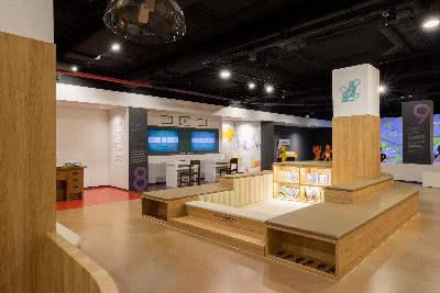 <말랑말랑 현대사 놀이터> 전시실 휴식공간 전경