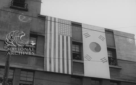 부산의 연합군 환영 행진